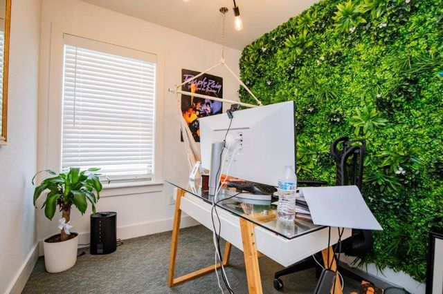 5213 S Brookhaven Street, Rogers, AR 72758