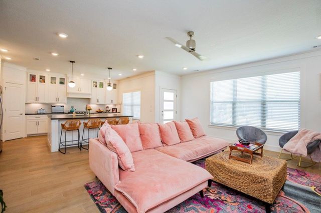 5213 S Brookhaven Street, Rogers, AR 72758