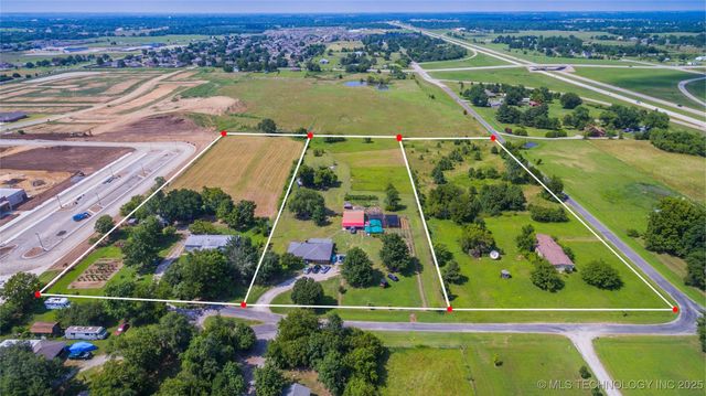 12212 N 135th East Avenue, Collinsville, OK 74021
