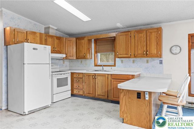 131 Cold Spring Drive, Penn Forest Twp, PA 18229