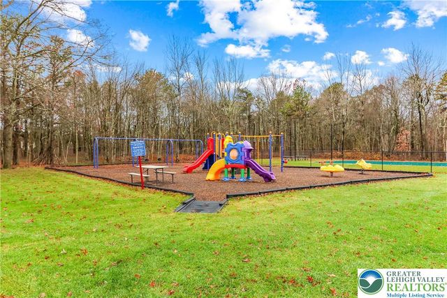 131 Cold Spring Drive, Penn Forest Twp, PA 18229