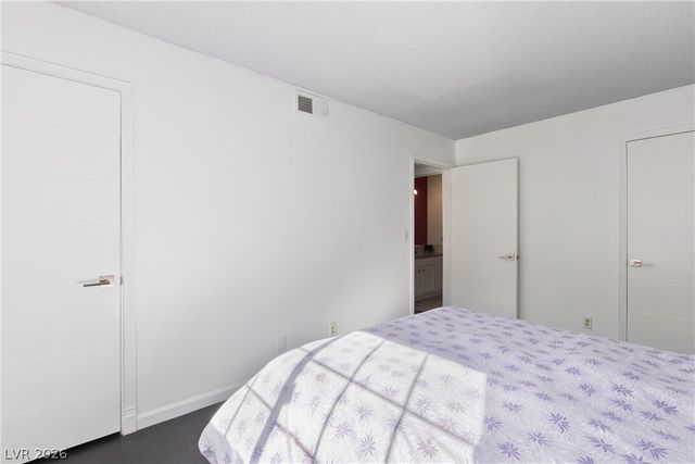 4291 Sanderling Circle 124, Las Vegas, NV 89103