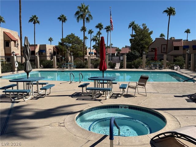 4291 Sanderling Circle 124, Las Vegas, NV 89103