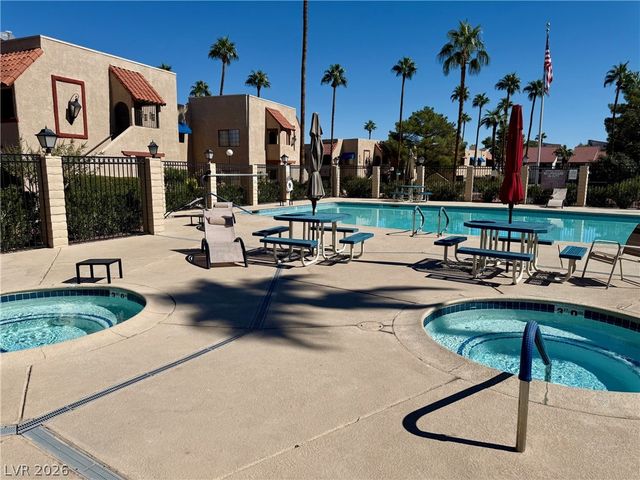 4291 Sanderling Circle 124, Las Vegas, NV 89103