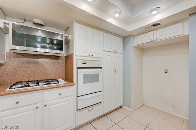 3518 Blackstone Street, Las Vegas, NV 89121