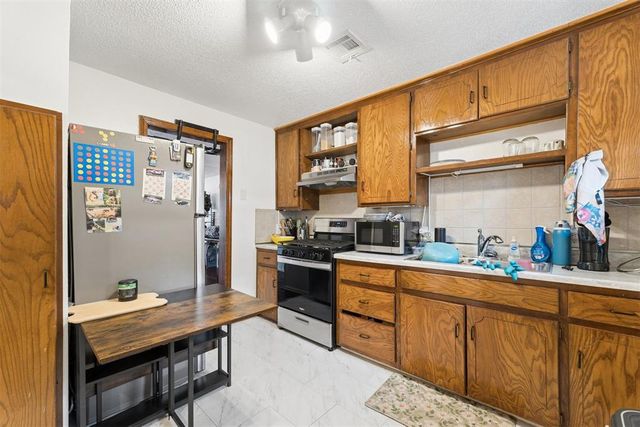 1143 NE Grand Boulevard, Oklahoma City, OK 73117