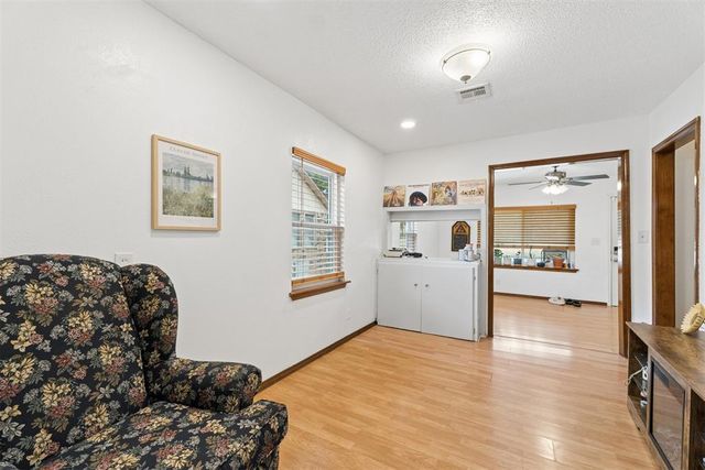 1143 NE Grand Boulevard, Oklahoma City, OK 73117