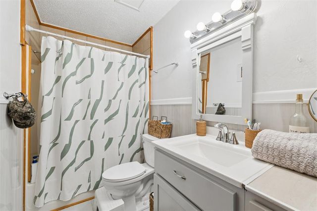 1143 NE Grand Boulevard, Oklahoma City, OK 73117