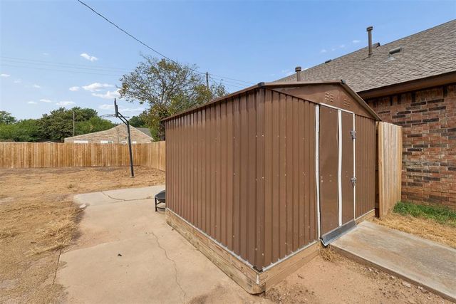1143 NE Grand Boulevard, Oklahoma City, OK 73117