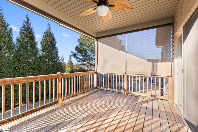 102 S Hamlet Court, Moore, SC 29369