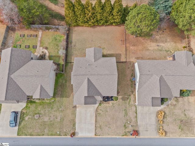 102 S Hamlet Court, Moore, SC 29369