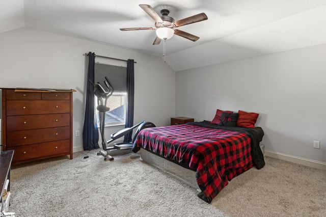 102 S Hamlet Court, Moore, SC 29369