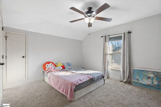 102 S Hamlet Court, Moore, SC 29369