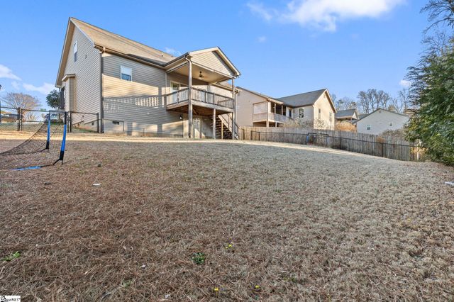 102 S Hamlet Court, Moore, SC 29369