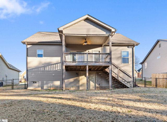 102 S Hamlet Court, Moore, SC 29369