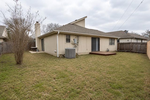 2322 Sunset Trail, Sugar Land, TX 77478