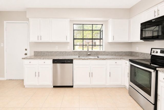 2322 Sunset Trail, Sugar Land, TX 77478