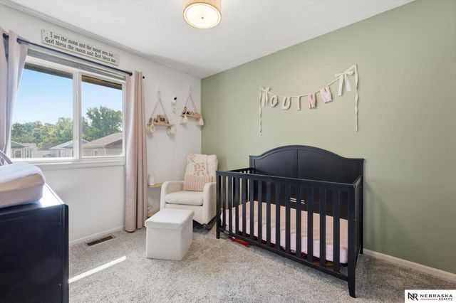 6103 S 77 Street, Omaha, NE 68127