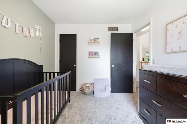 6103 S 77 Street, Omaha, NE 68127