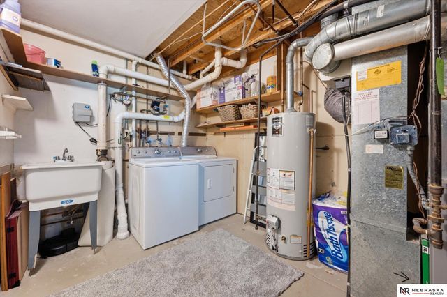 6103 S 77 Street, Omaha, NE 68127