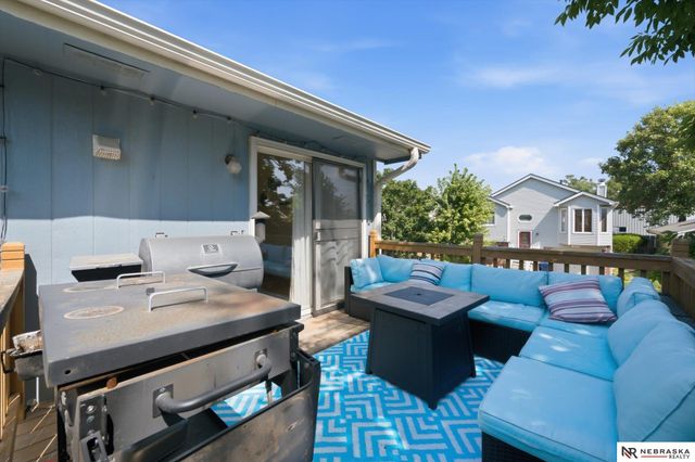 6103 S 77 Street, Omaha, NE 68127