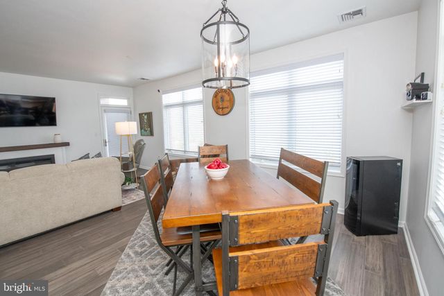 460 CARSON TER, Huntingdon Valley, PA 19006