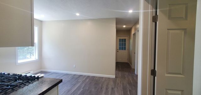 86 Pinehurst 1, Auburn, MA 01501