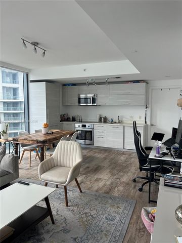 650 NE 32nd St 608, Miami, FL 33137