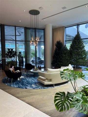 650 NE 32nd St 608, Miami, FL 33137