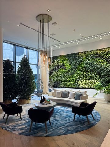 650 NE 32nd St 608, Miami, FL 33137