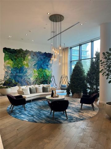 650 NE 32nd St 608, Miami, FL 33137