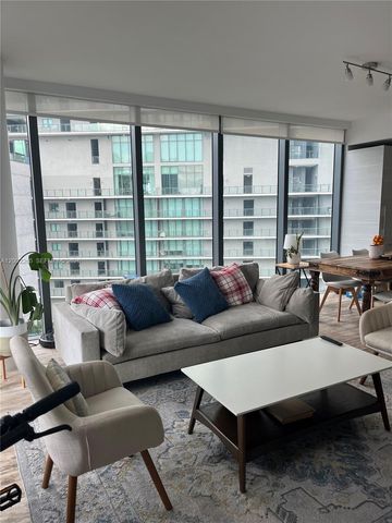 650 NE 32nd St 608, Miami, FL 33137