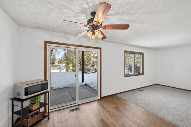 4372 Buckingham Court, Vadnais Heights, MN 55127