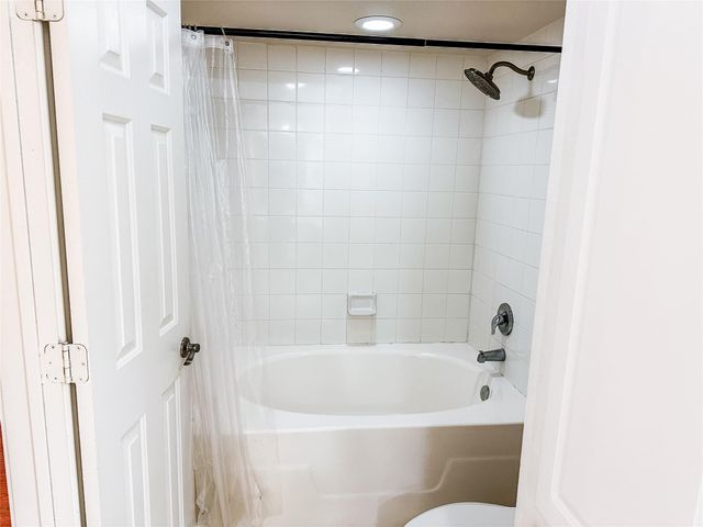 7701 Rialto BLVD 1122, Austin, TX 78735