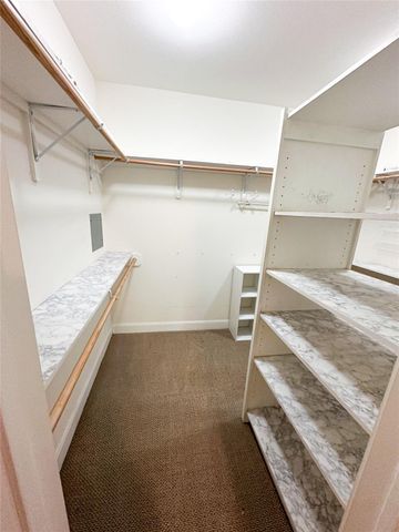 7701 Rialto BLVD 1122, Austin, TX 78735