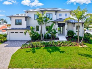 524 HALYARD LN, Longboat Key, FL 34228