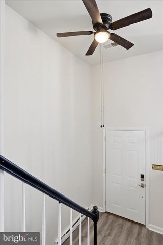 19022 LONGMEADOW RD, Hagerstown, MD 21742