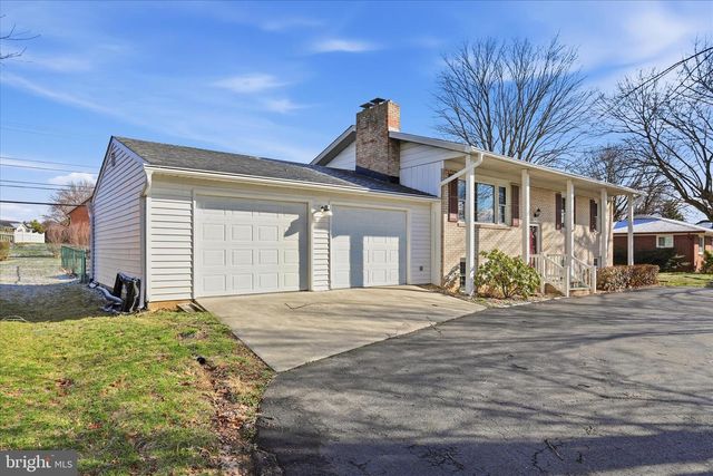 19022 LONGMEADOW RD, Hagerstown, MD 21742