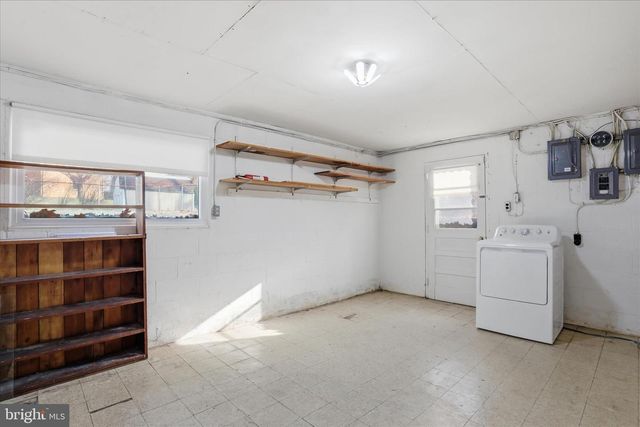 19022 LONGMEADOW RD, Hagerstown, MD 21742