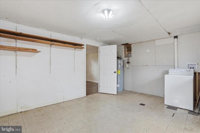 19022 LONGMEADOW RD, Hagerstown, MD 21742