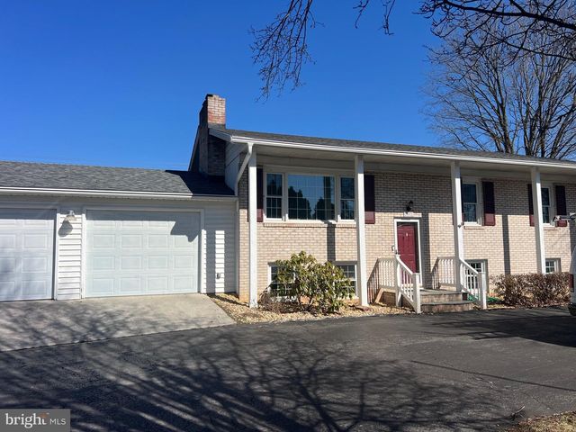 19022 LONGMEADOW RD, Hagerstown, MD 21742