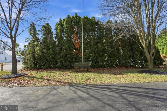 19022 LONGMEADOW RD, Hagerstown, MD 21742