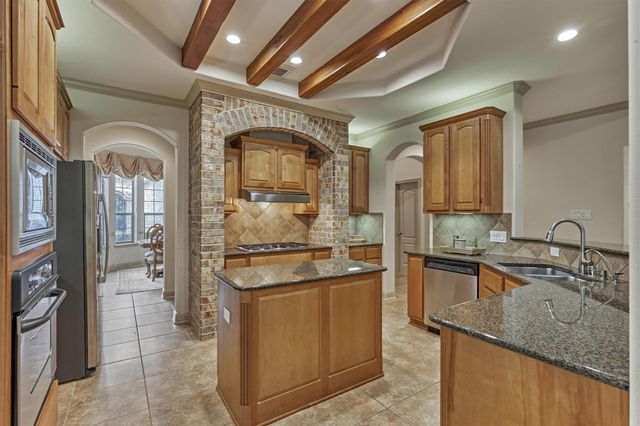 42 Carlyle Place, The Woodlands, TX 77382
