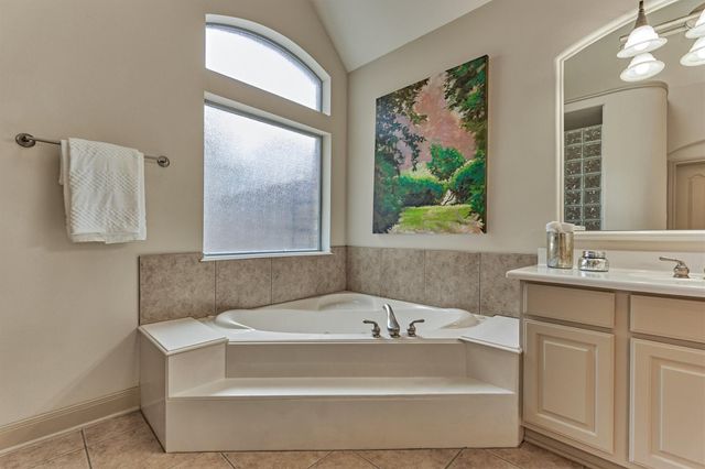 42 Carlyle Place, The Woodlands, TX 77382