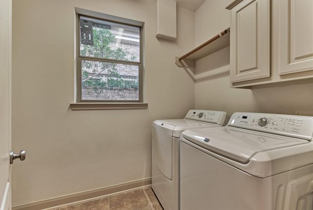 42 Carlyle Place, The Woodlands, TX 77382