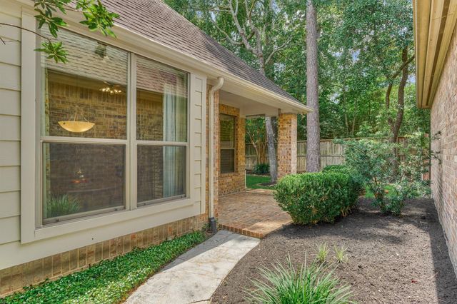 42 Carlyle Place, The Woodlands, TX 77382