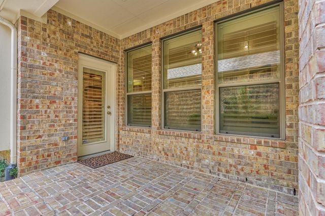 42 Carlyle Place, The Woodlands, TX 77382
