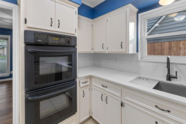 4019 Long Grove Drive, Taylor Lake Village, TX 77586