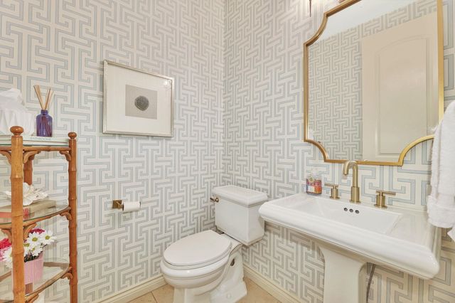 11 Crestway, Wellington, KS 67152