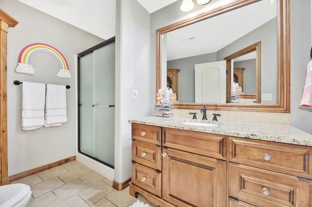 11 Crestway, Wellington, KS 67152